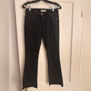 Super cute DL 1961 black jeans size 25